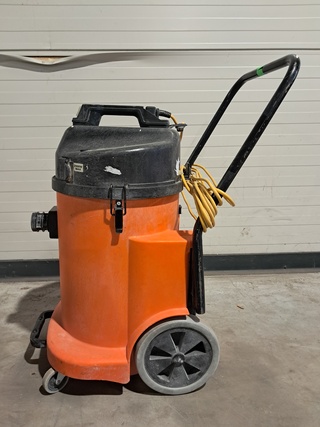 Fijnstofafscheider 230V Numatic, NED 900 A, bouwjaar 2017