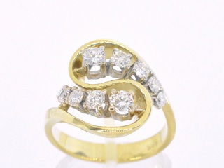 Gouden ring met diamanten