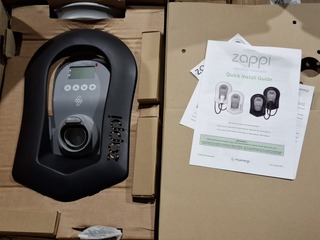 Elektrische auto lader Zappi, 2H22TB, bouwjaar 2022