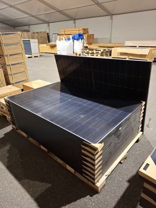 17x Zonnepaneel Longi, LR5-54HPB-410M