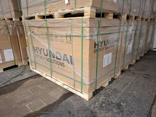 36x Zonnepaneel Hyundai, HiE-S 440HG