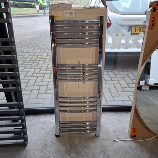 Designradiator Eastbrook, Wentover, Glans chroom