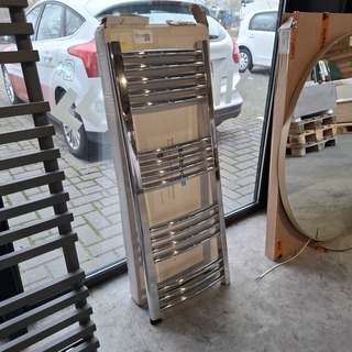 Designradiator Eastbrook, Wentover, Glans chroom