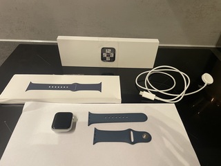 Watch SE (2e generatie) 40mm (GPS-versie), Apple , A2722, Blauw