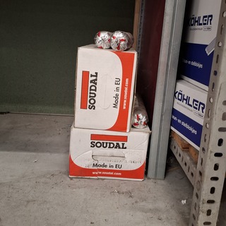 Partij diverse glaskit en Soudaseal mirror Soudal, diverse kleuren