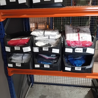 Partij diverse vesten, Nike