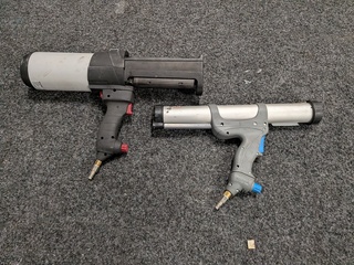 2x Pneumatische kitspuit