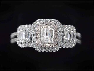 Witgouden trinity ring met diamanten