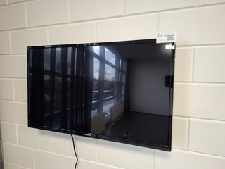 2x Led televisie Salora, 32led1600