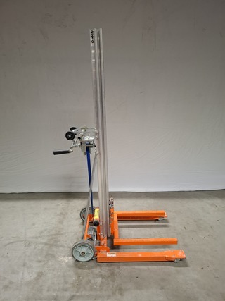 Materiaallift 3,40m ~ Sumner, 2210, bouwjaar 2019