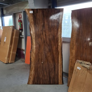 Suarwood tafel epoxy 200×100 met potenset U, 2025