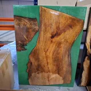 Epoxy tafel 120×75 met set U poten, 2025