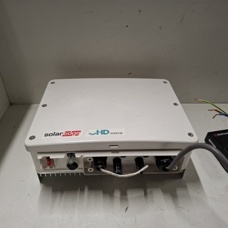 3x Zonnepaneel, omvormer en diversen