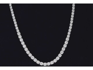 Witgouden collier met diamanten 10.00 carat