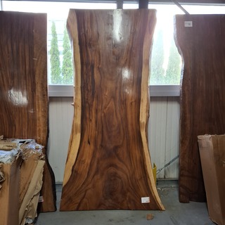 Suarwood tafel epoxy 200×100 met potenset U, 2025