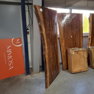 Suarwood tafel epoxy 200×100 met potenset U, 2025