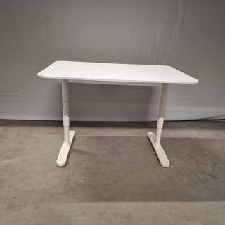 Ca. 10x Bureau, Ikea, wit