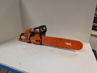 Kettingzaag 45cm benzine Husqvarna, 555, bouwjaar 2017