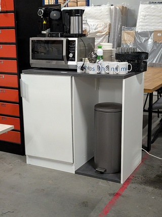 Pantrymeubel met koelkast en toebehoren, wit/grijs