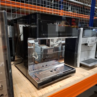 Ca. 12x Koffiebonen machine, De Longhi, WMF