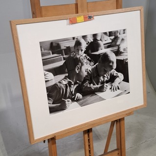 Foto in lijst, Wiel Van Der Randen, Kinderen in schoolbank, 1937