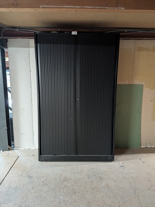 Werkplaatskast met inhoud