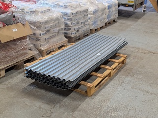 9x Zwaluwstaartplaat Lewis, bouwjaar 2023