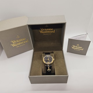Vivienne Westwood Trafalgar goldplated horloge.