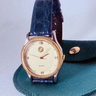 Zilveren horloge met parels en diamanten