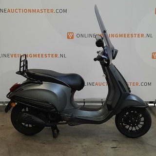 Snorscooter (sloop status), Piaggio, Vespa Sprint 4T, 2016