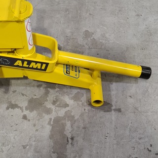 Stenenknipper Almi