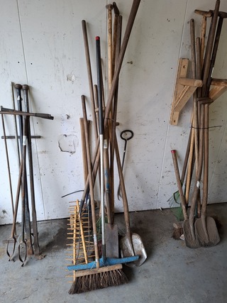 Diverse tuingereedschap