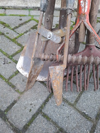 Diverse tuingereedschap