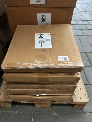 8x Bijzettafel Crate & CarGo