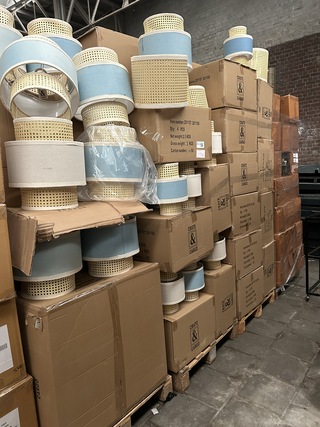 Ca. 159x Rotan lampenkap Crate & CarGo