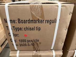 Ca. 3000x Boardmarker regular chisel tip rood