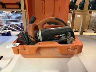 Sleuvenzaagmachine met koffer Spit, D88E