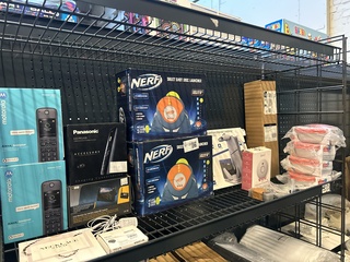 Partij elektronica en overige artikelen W.o. Panasonic, Motorola, Nerf