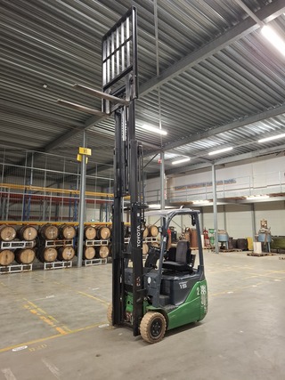 Elektrische vorkheftruck Toyota, Traigo 48 15