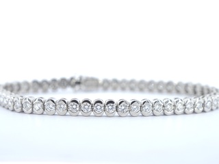 Witgouden tennisarmband met diamanten