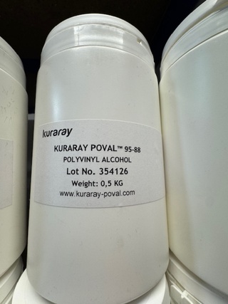7x Polyvinyl alcohol en 2x jerrycan WorleeCryl Kuraray, 95-88 en 49-88