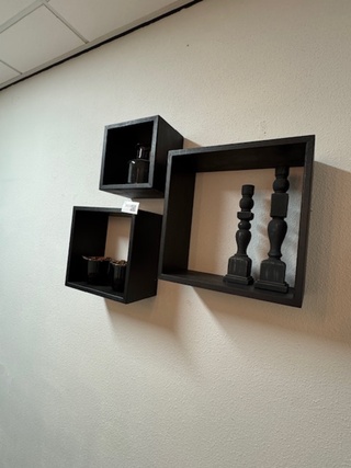 3x Wandkastje en diverse decoratie