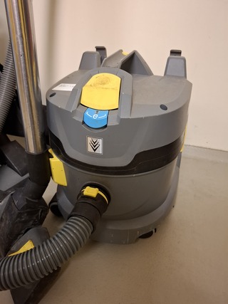 2x Accu bedrijfstofzuiger Karcher, T9/1BP, bouwjaar 2020