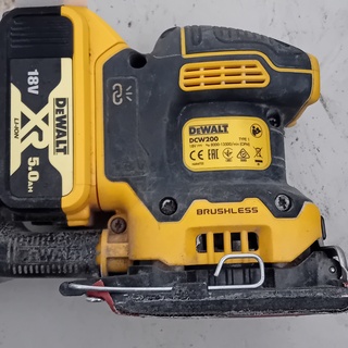 Accu schuurmachine, DeWalt, DCW200