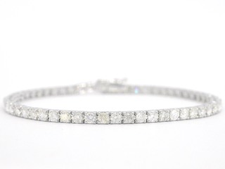 Witgouden armband met diamanten 5.40 carat