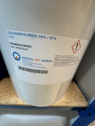 Voorraad grondstoffen O.a.: WorleeCryl