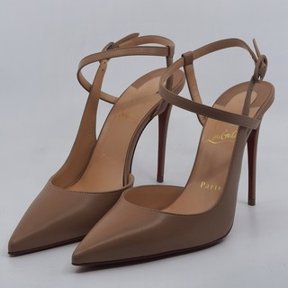 Paar pumps, maat 38 1/2, Christian Louboutin