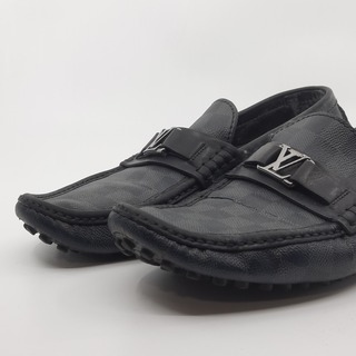 Paar instappers, maat 10,5, Louis Vuitton