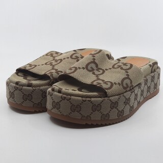 Paar slippers, maat 38, Gucci, 623212