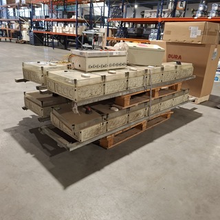 4x Frame met schakelkasten